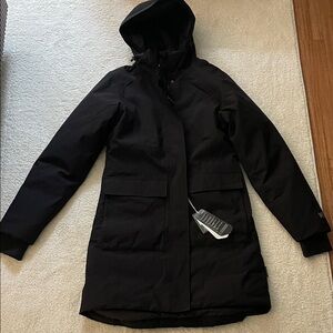 Tentree Women’s Daily Parka Black Small